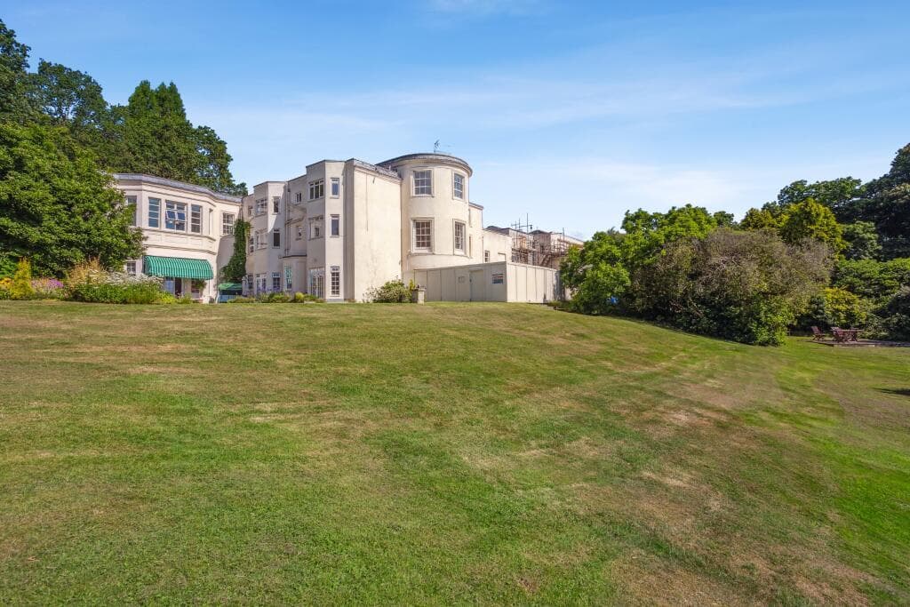 Portnall Drive, Virginia Water